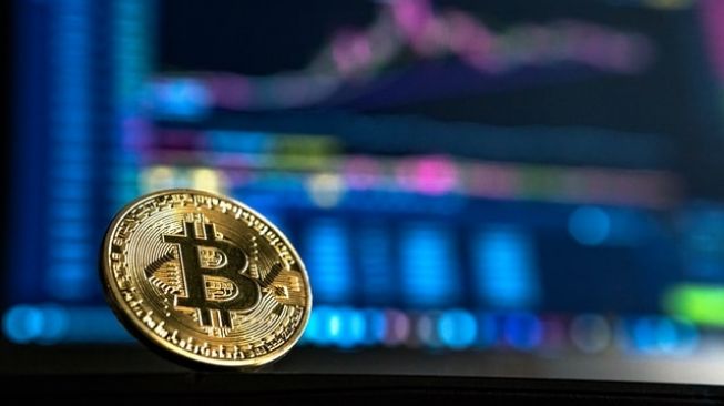 Bitcoin 'Kebakaran', Turun Signifikan Hingga Cetak Rekor Terendah